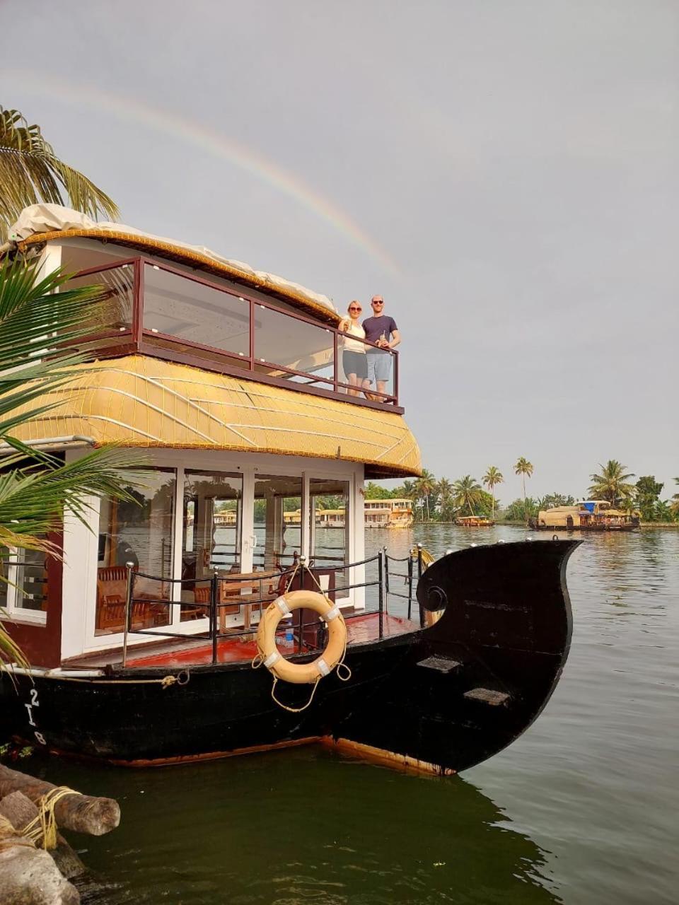 Grand Villa Houseboat Kumarakom Exteriér fotografie